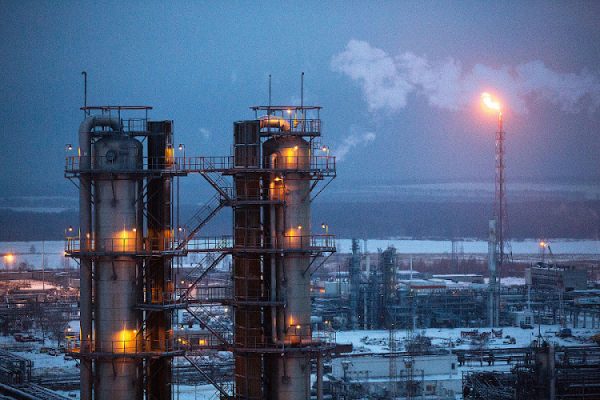 Crude stockpiles Fed