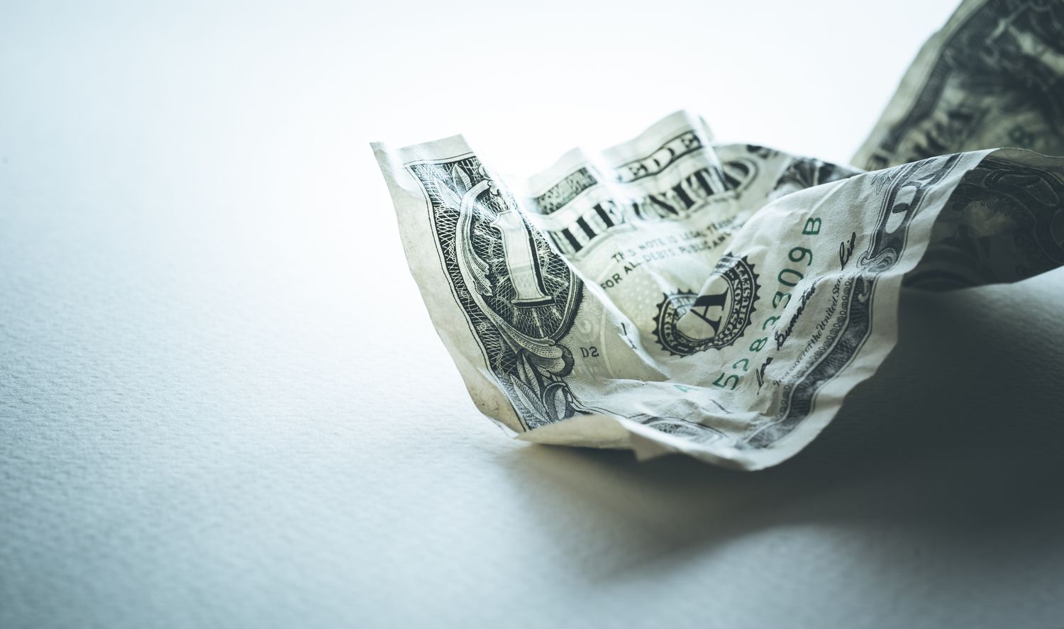 Dollar weakens Euro inflation data