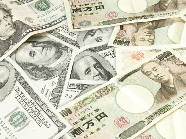 Yen On Edge After Official Verbal Intervention, NFPs Next