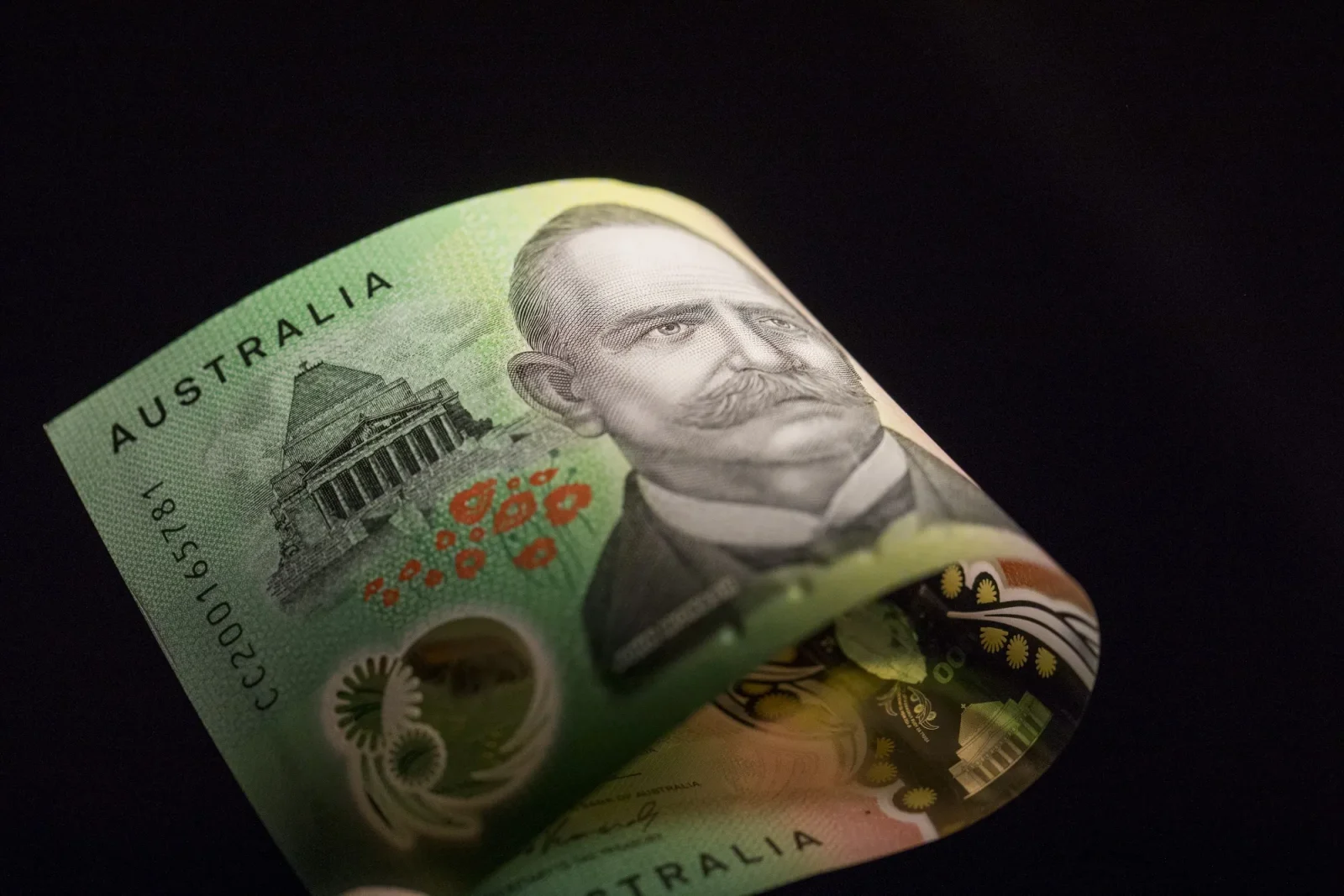 Australian Dollar New Surge; Oil Prices Fall Despite Stockpile Drawdown