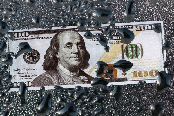 Quiet Start Amid Dollar Stabilizes and Oil Declines: Market Focus