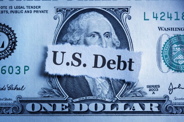 US Debt Concerns Drive Safe-Haven Demand, Dollar Slides